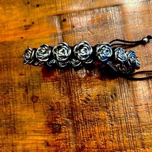 King baby rose bracelet